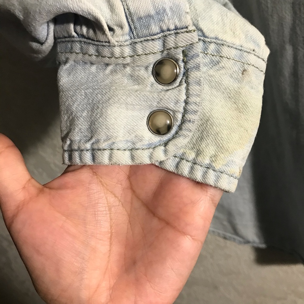 Levi’s Button Down - image 5